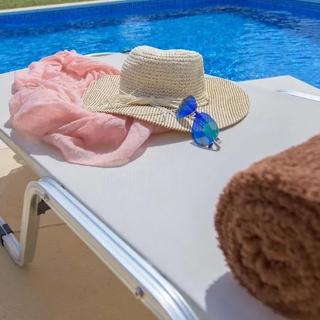 Evergreen Seaside With Private Pool * Faliraki