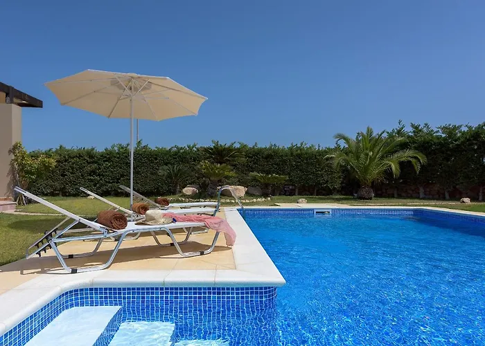 Evergreen Seaside With Private Pool 빌라 팔리라키