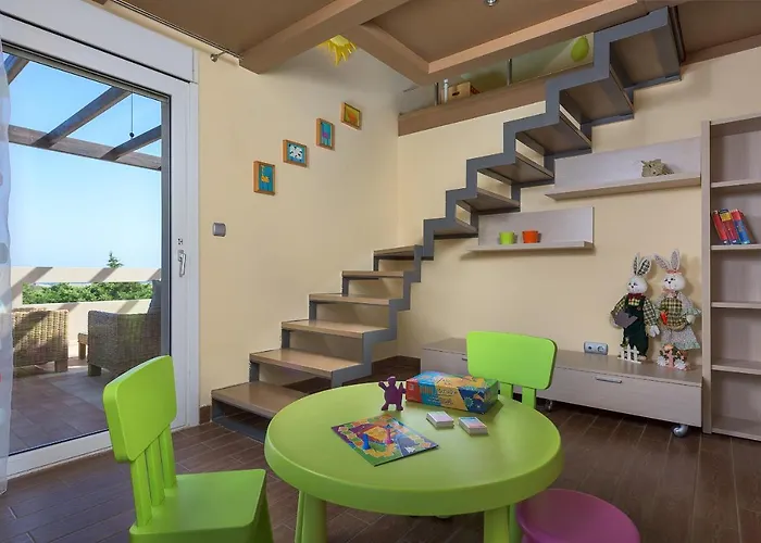 Evergreen Seaside With Private Pool 빌라